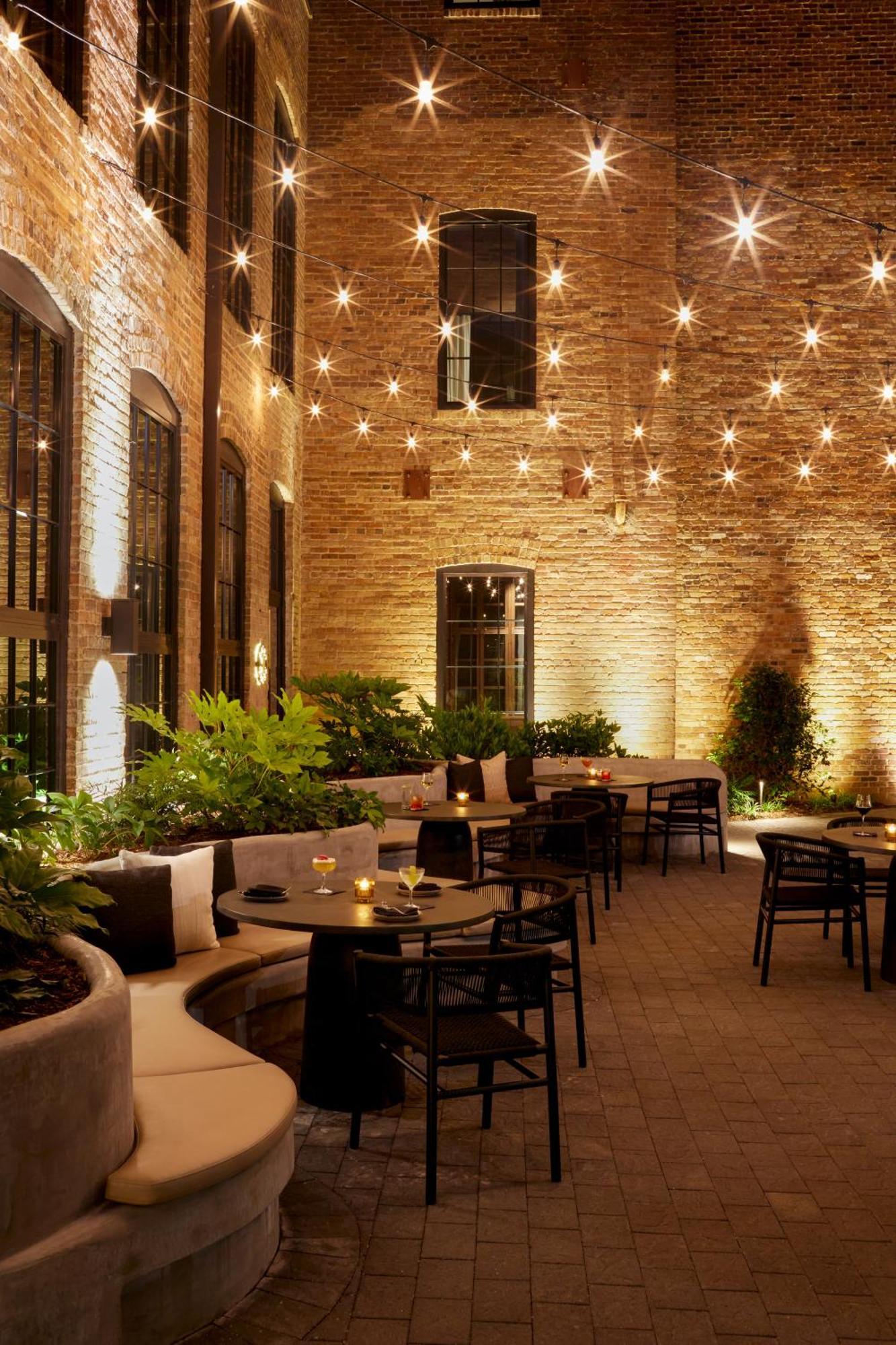 Rivet House Hotel Атенс Екстериор снимка